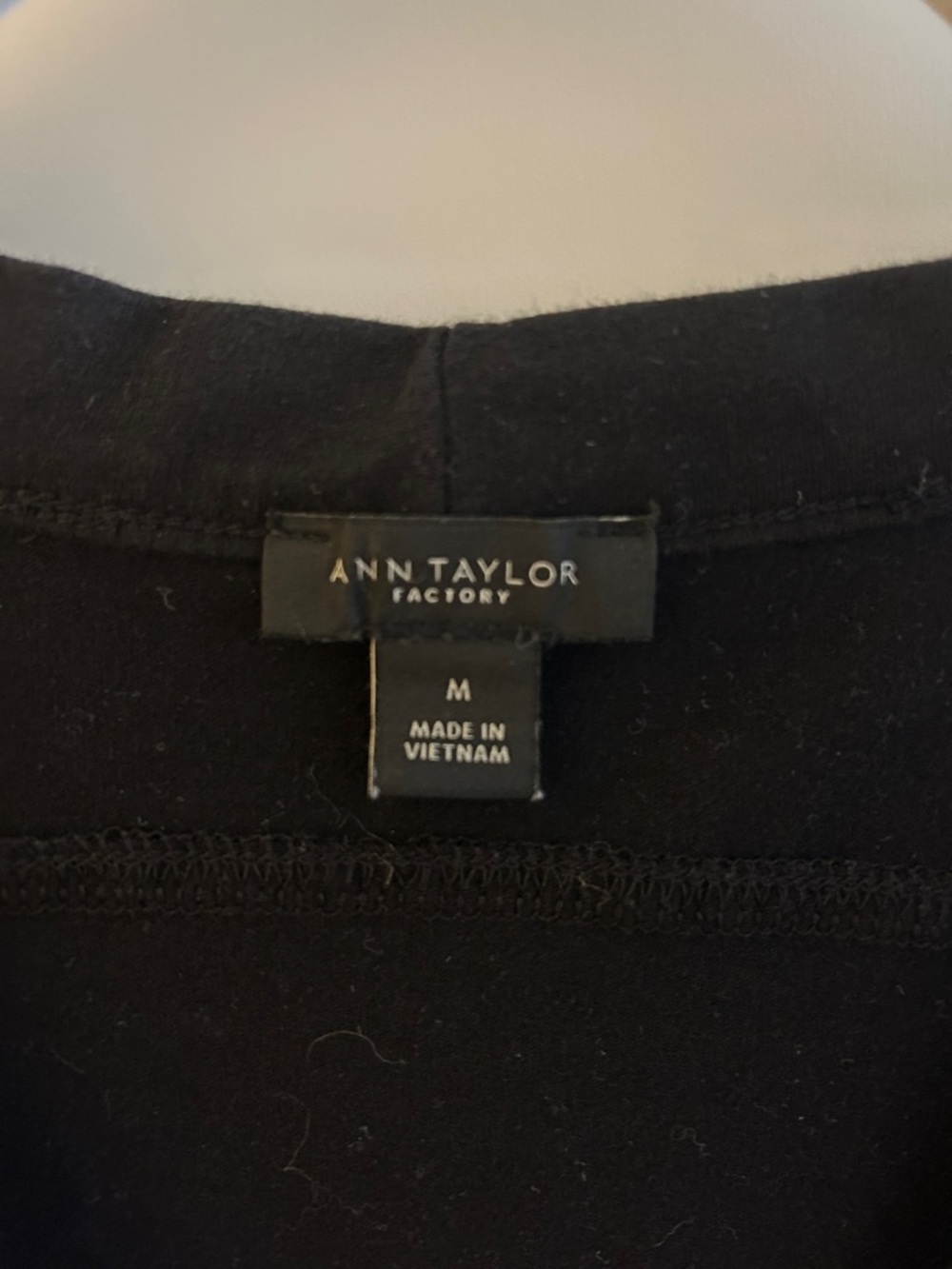 Ann Taylor Factory Button Front V Neck Top - Picture 5 of 6
